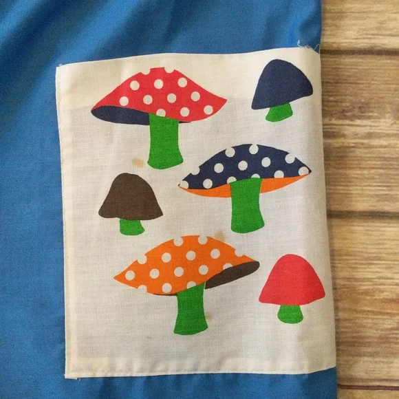 VTG Artistic Creation Red + Blue Apron w/Mushrooms - Picture 4 of 8